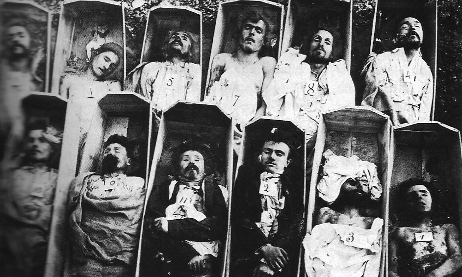communards_in_their_coffins.jpg